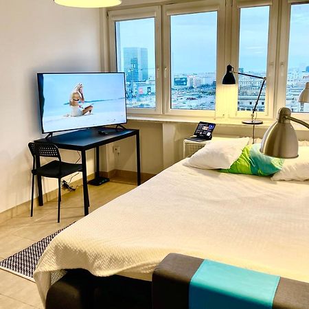 Super Apartament Palace 2X Metro Fast Wifi 500 Mbs Netflix Appletv Smarttv Panorama Miasta Βαρσοβία Εξωτερικό φωτογραφία